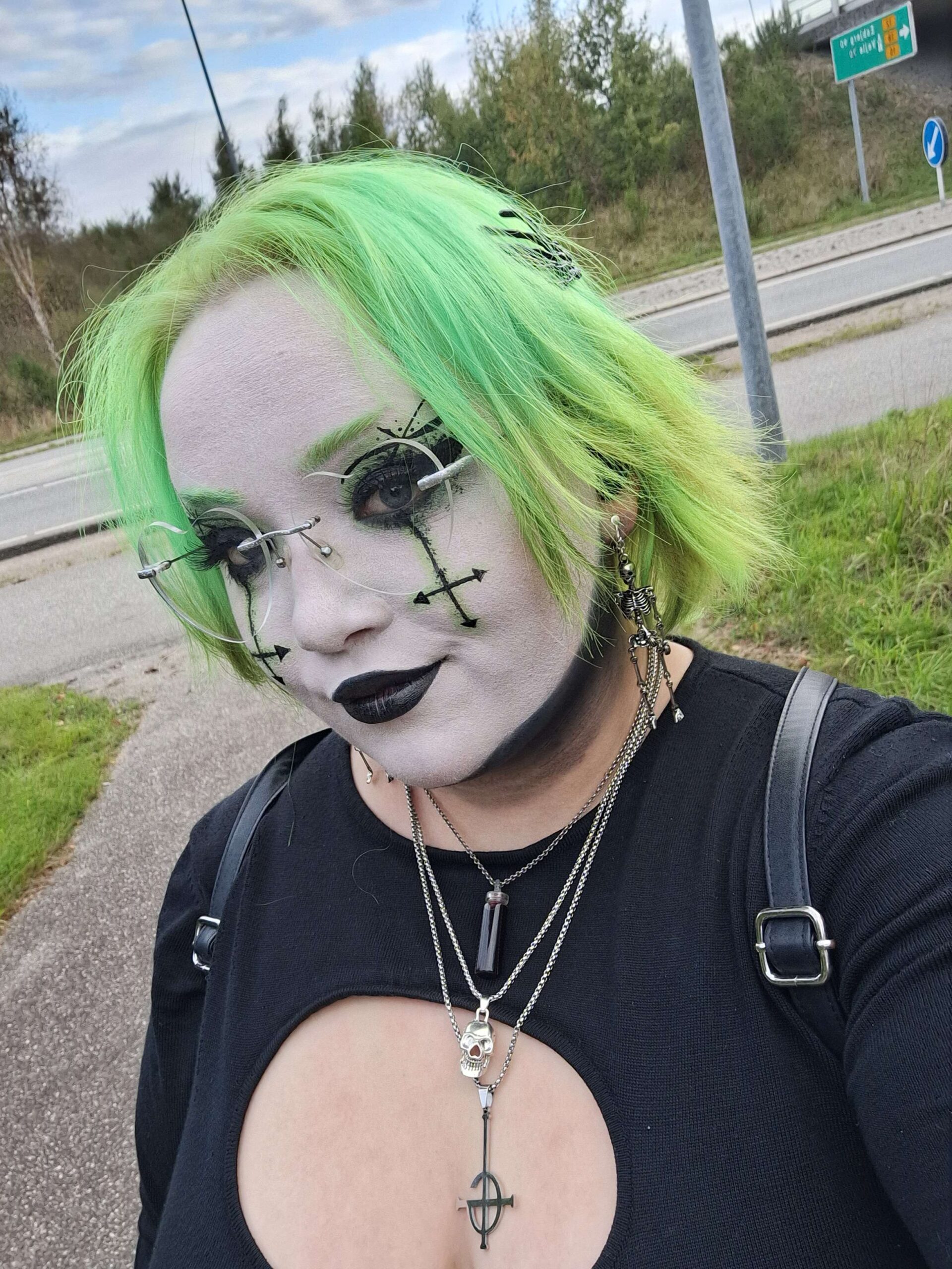 Xenon with neon green hair